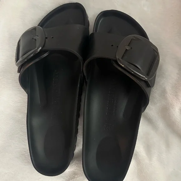 Birkenstock Black Sandals - Picture 1 of 3